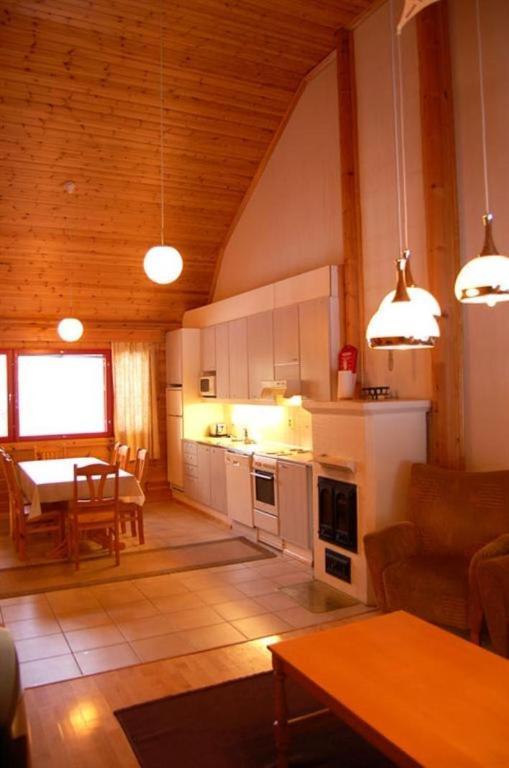 Lomaperkkioe Apartments 沃卡蒂 客房 照片